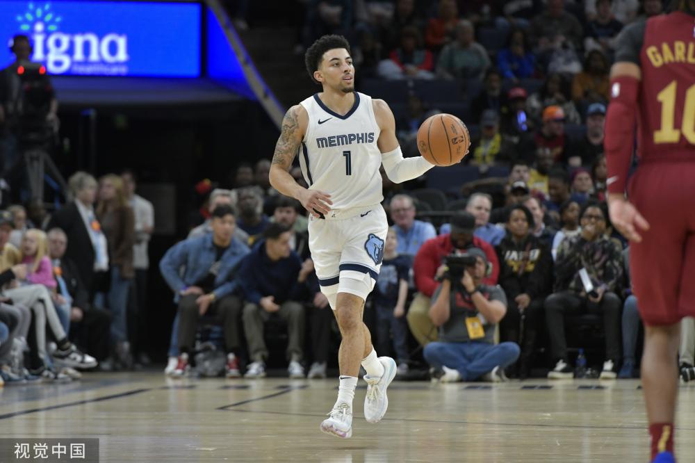 他的表現不 他的表現不