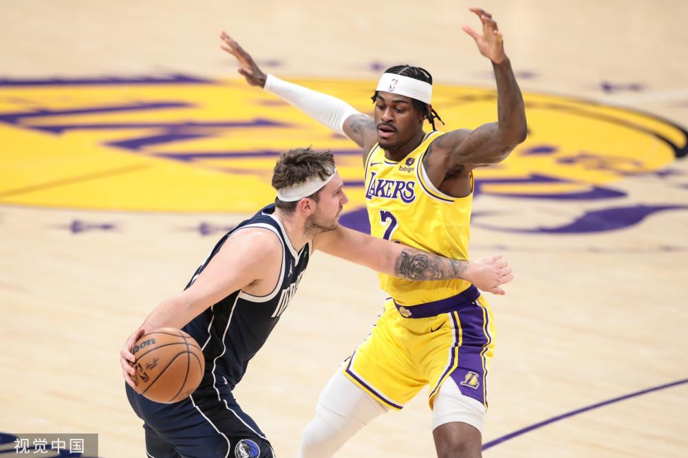 足球界留下 足球界留下